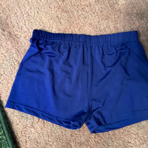 Dance in Blue - Picture 3 of 3